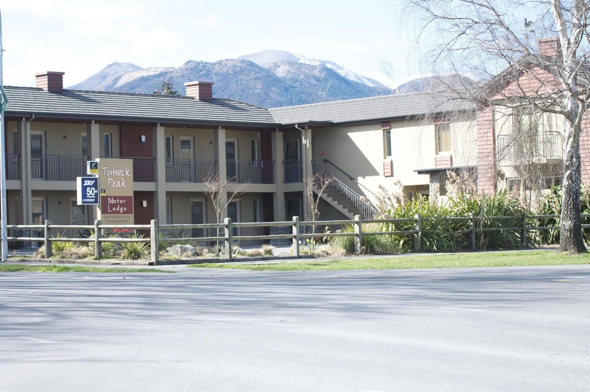 Tussock Peak Lodge Hanmer Springs Exterior foto